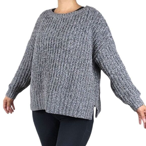 American Eagle Grey Chunky Cable Knit Cropped Sweater - Size S (Oversized Fit) - Picture 9 of 15